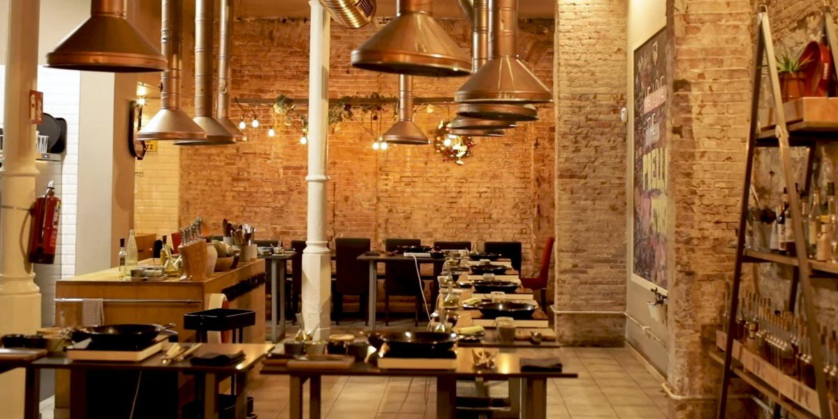 Paella Cooking and Wine Pairing Class