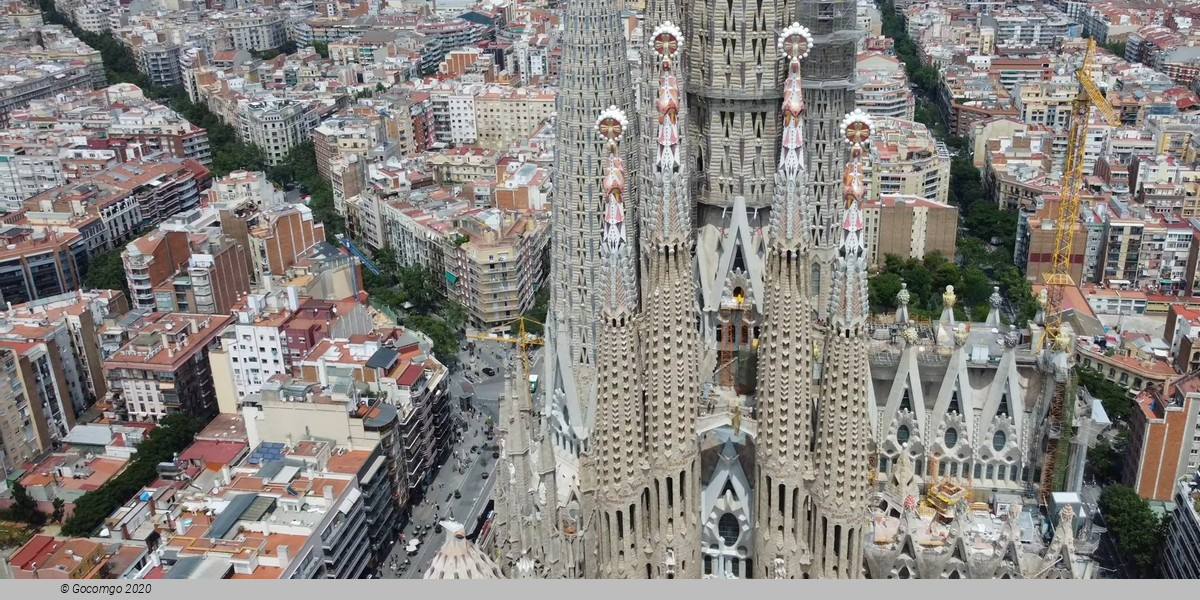 Sagrada Familia Skip-the-Line Entry with Passion Facade Tower