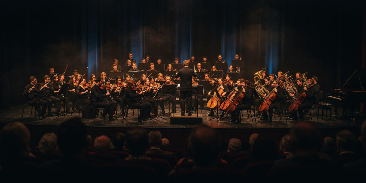 Songs of Farewell, photo 1