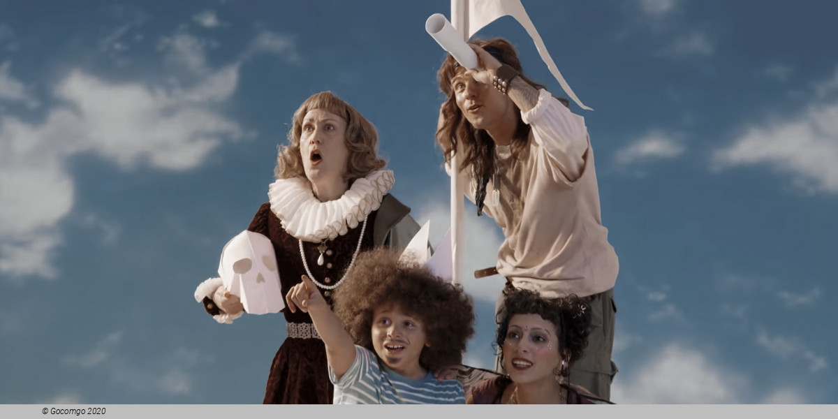 A World Elsewhere, photo 1