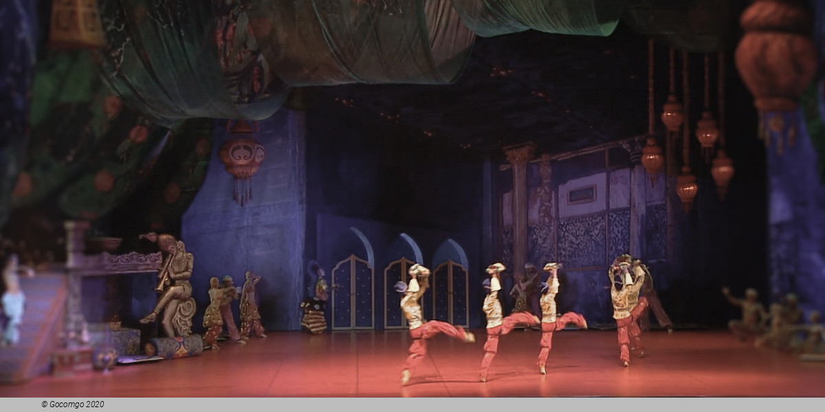 Scene 4 from the ballet "Schéhérazade"